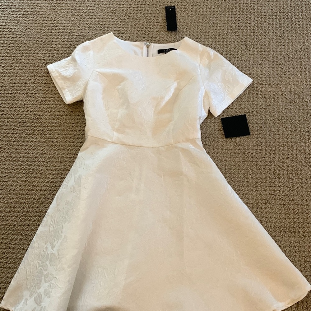 White Lulus dress with tags